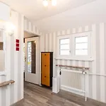 70-2 Апартаменты *